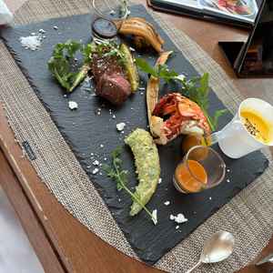 試食でご用意いただたプレートです。当日の料理はシェフと相談しながらご要望にお答え頂からそうです。