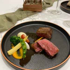 試食した料理。味もよく、アレルギーにも気を配ってくれた。