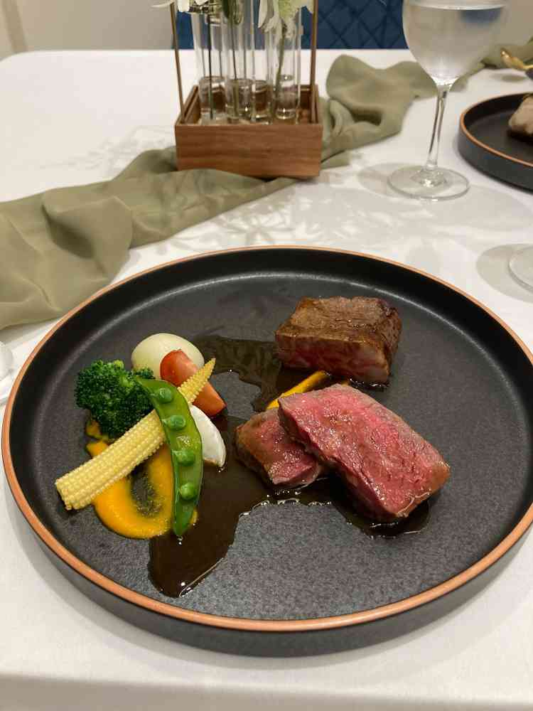 試食した料理。味もよく、アレルギーにも気を配ってくれた。