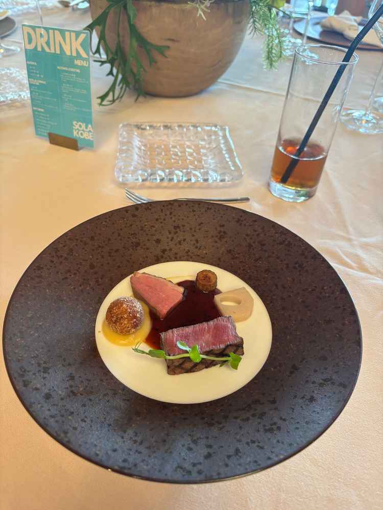 お料理。盛り付けも温度もよかったです。写真にはないですが、スープが1番美味しかったです。