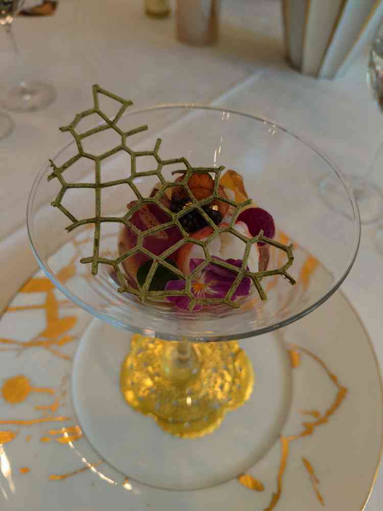 前菜の海鮮とジュレがとても美味しかったです。