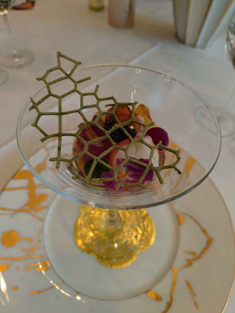 前菜の海鮮とジュレがとても美味しかったです。