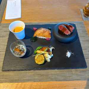 試食したお料理です。どれもこだわりが詰まった一品で美味でした。