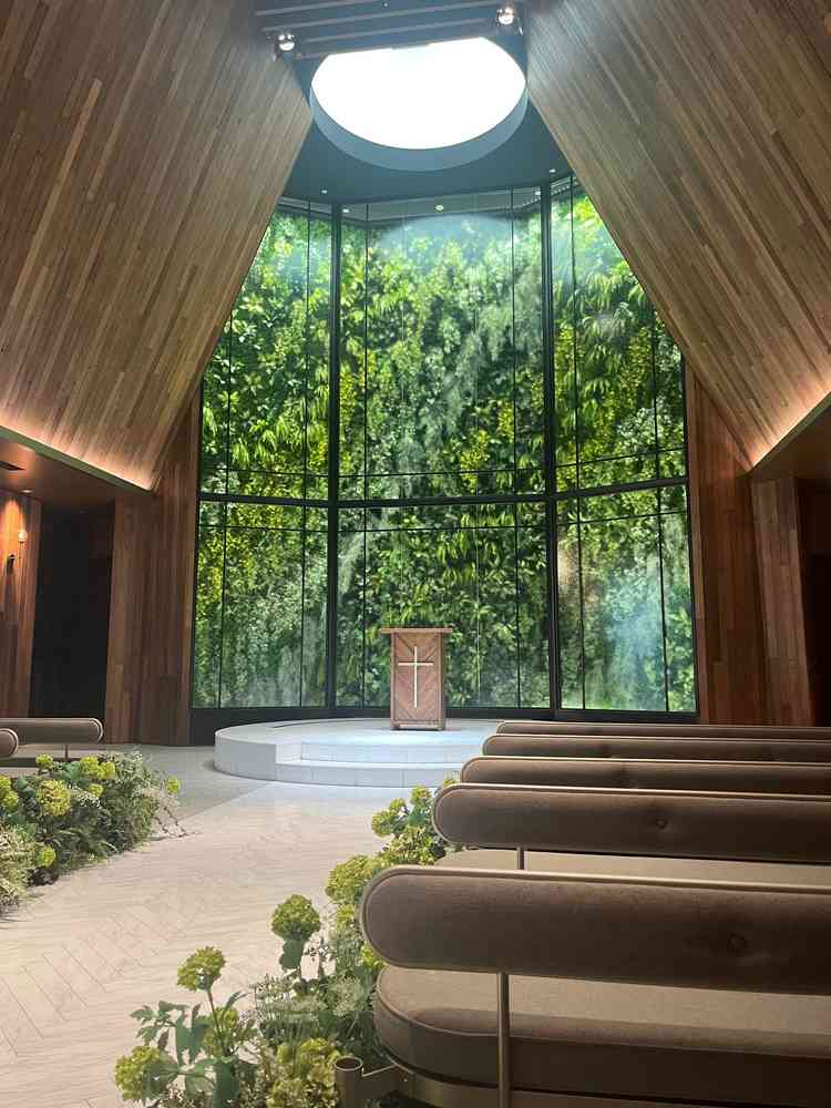 チャペル座席からの印象