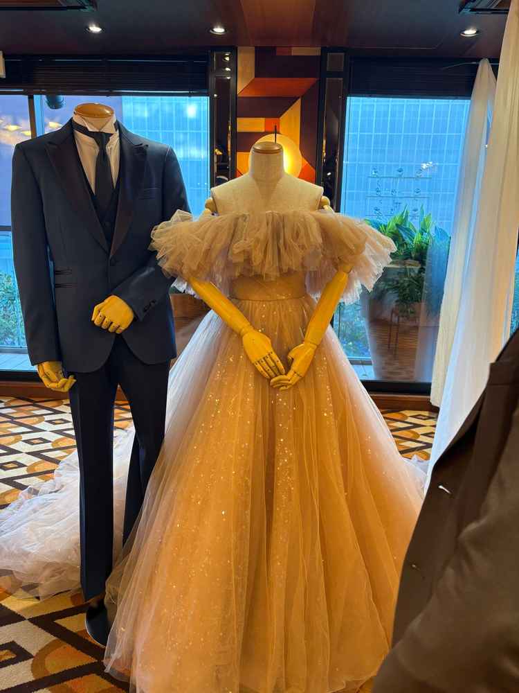 提携先にはキヨコハタのドレスも選べるそう