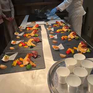 オープンキッチンでの試食会。お料理の説明が細かくあり、楽しかったです。