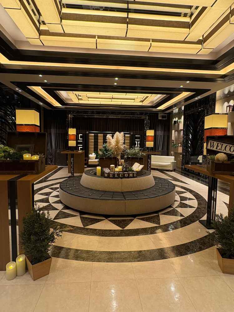 披露宴前の待合の飾りアイテムがそのまま使える。デザインするの苦手な人にも良いし節約にもなる。