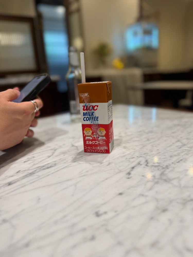 ウェルカムドリンクを何本も飲ませてくれました。