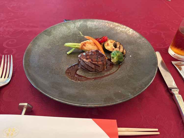 試食。試食全て美味しく、クオリティが高かった。