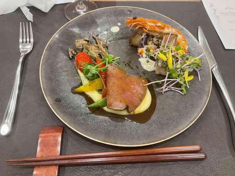 試食
