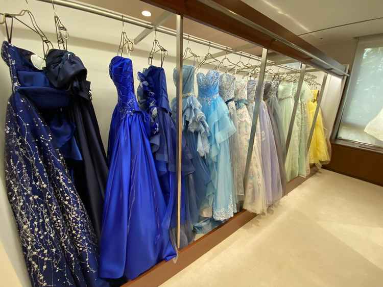カラードレス見学