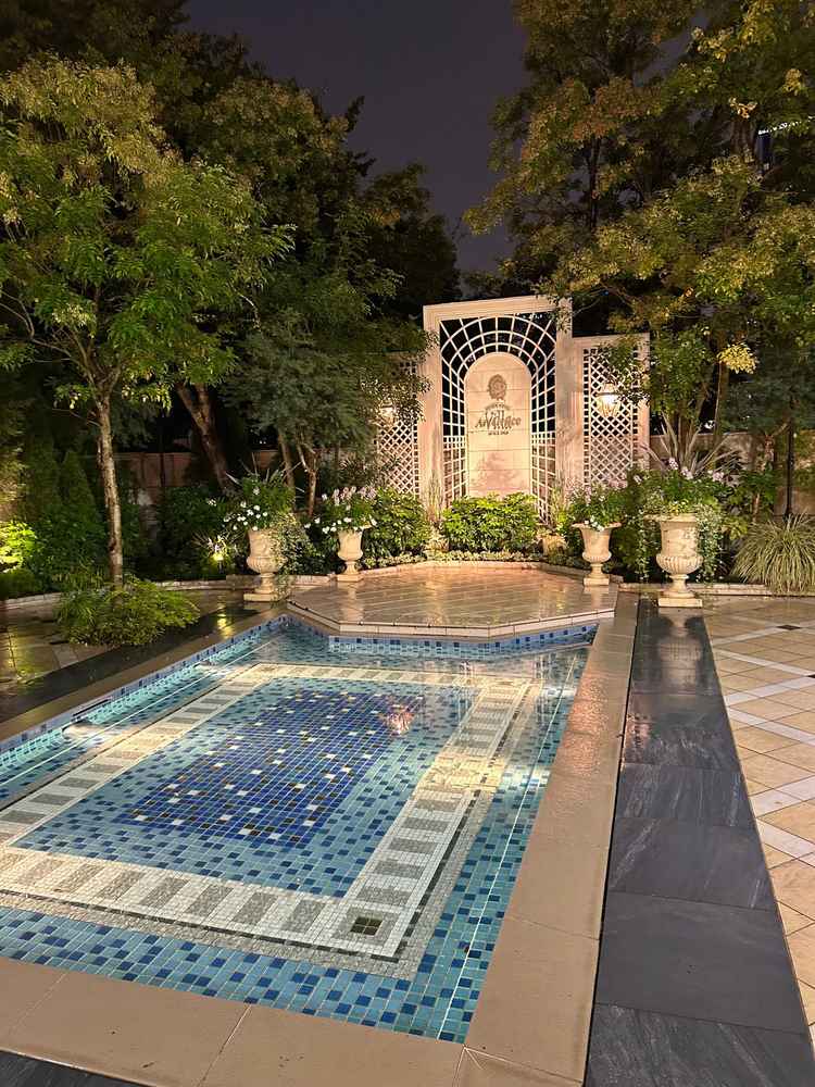 ニューヨーク邸についているプール