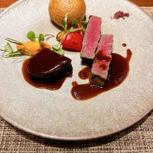 試食でいただいたお料理。お肉が箸で切れて柔らかく、本当に美味しかった。