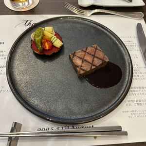 お肉がとても柔らかく、お野菜も美味しかったです。