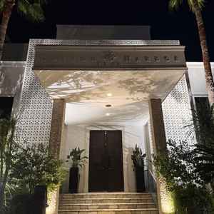 正面玄関付近から貸切なので、何処かリゾートに来たような雰囲気でした。