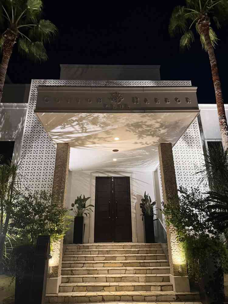 正面玄関付近から貸切なので、何処かリゾートに来たような雰囲気でした。