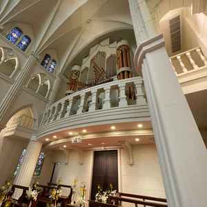 チャペルのパイプオルガン、生演奏です