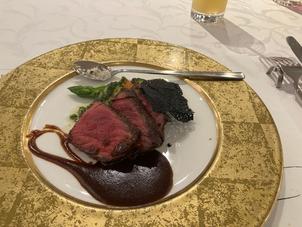 試食の牛ヒレ
