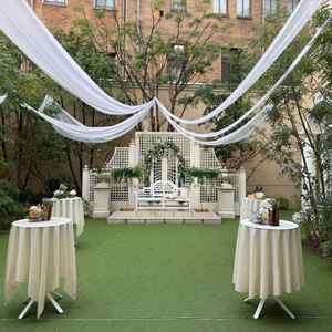 ガーデンの写真。冬だと寒いかなと心配していましたが、大型の暖房器具が備え付けられるそうで安心でした。