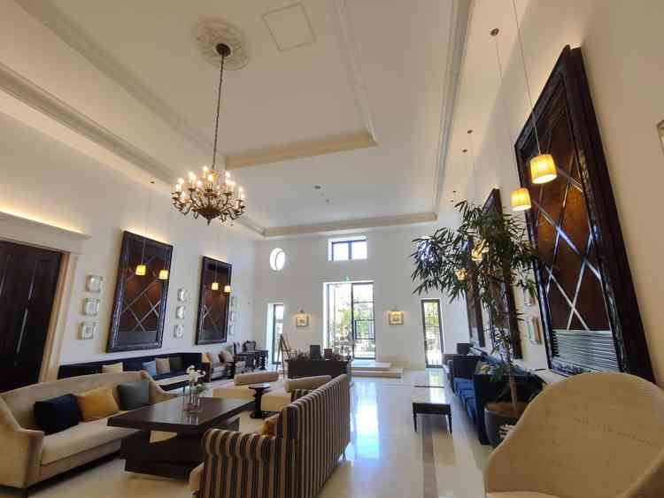 披露宴会場、ロビーの様子。