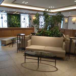 待合スペースです。広々としていました。