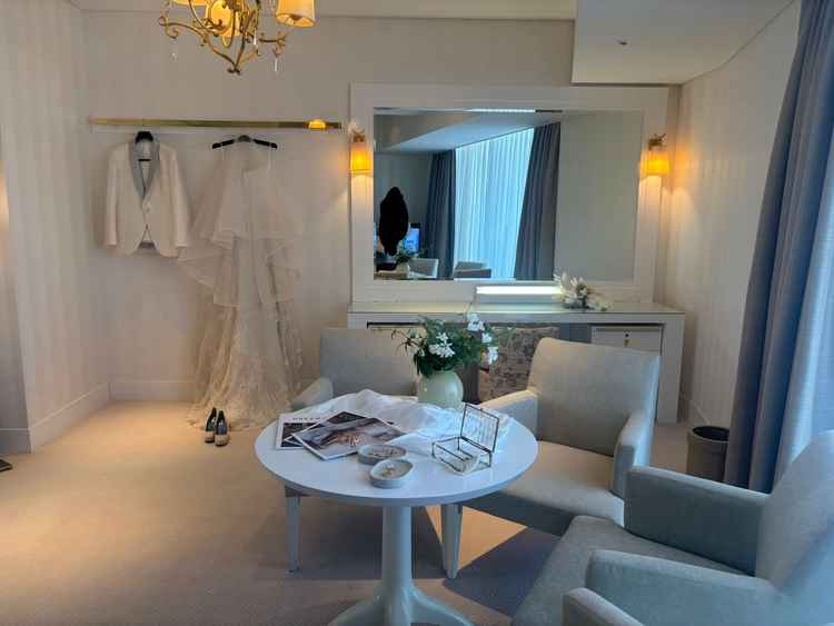 新郎新婦が当日宿泊できるスイートルーム。ブライズルームもあり、挙式後ゆっくり過ごすことができる。