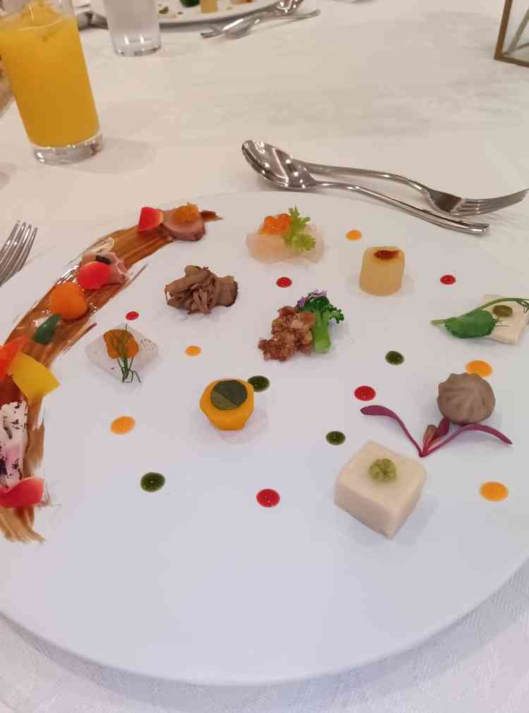 彩り豊かで季節感あふれる、心に残るおもてなし料理。