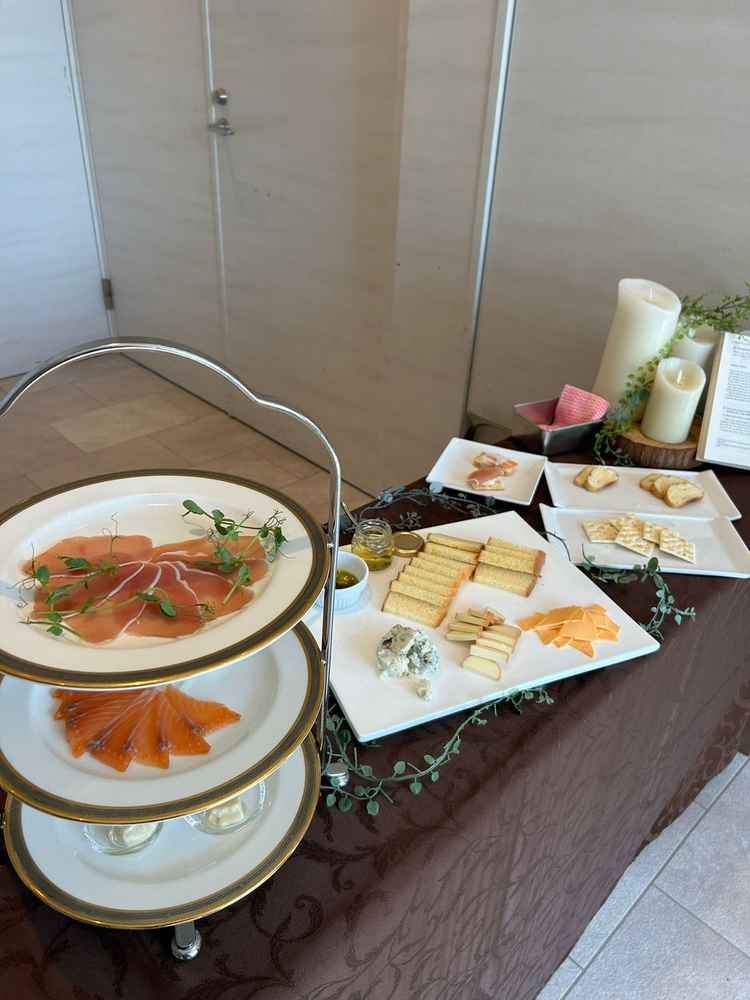 披露宴会場前室