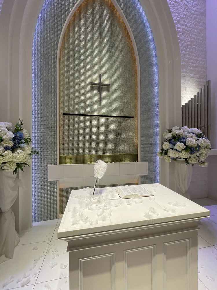 フェザーシャワー後。羽が舞う演出は想像以上に魅力的だった。