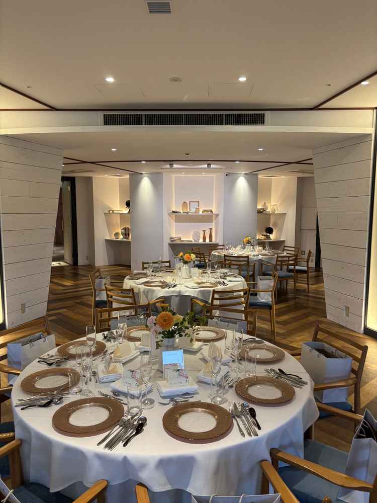 ちょうどいい広さの披露宴会場