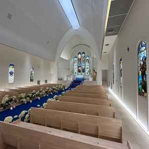 チャペル後列からの見え方。100名くらい。