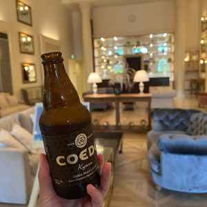 ゲスト待合室、ガーデンのドリンクサービスにてビールを頂きました！千葉のクラフトビールを選びました。