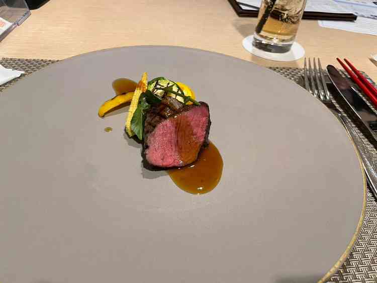 試食会のメニューもとても盛り付けが綺麗で味もとても美味しかったです。