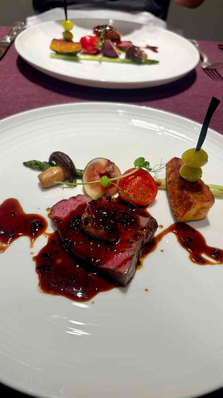 試食会のメイン料理。今まで試食した式場の中で一番美味しかった。