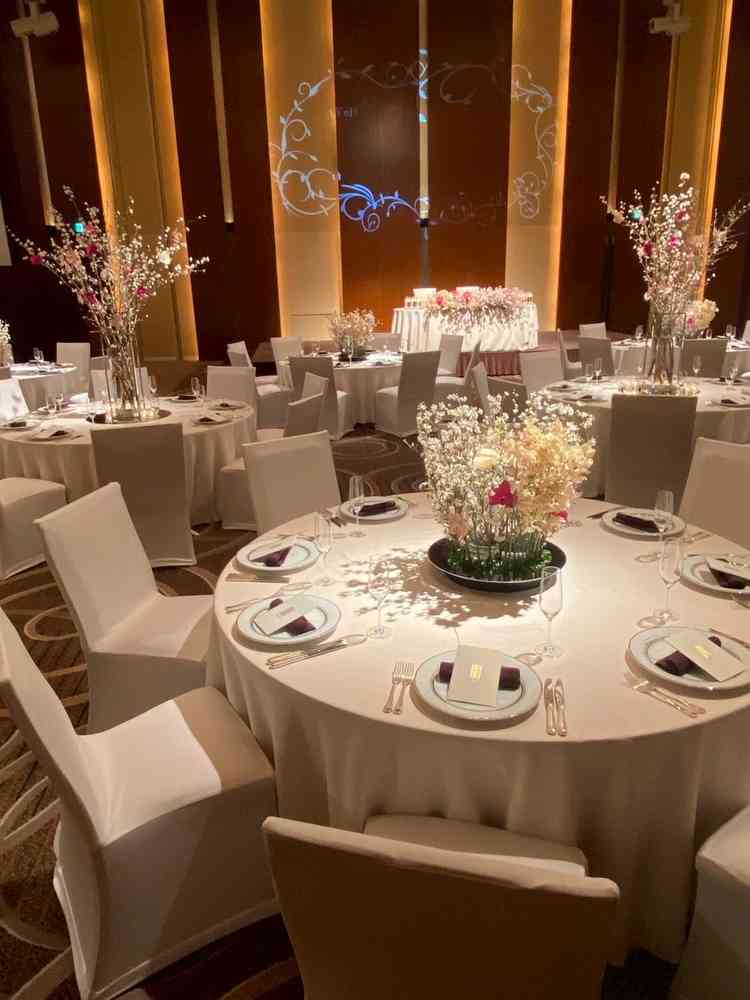 華やかなで雰囲気がとても魅力的であり、素敵な空間でした。