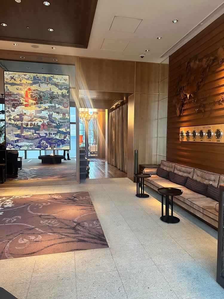 オリエンタルホテル17階の本受付口のフロント