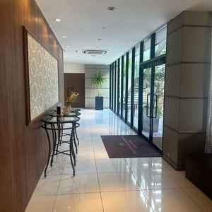 チャペルまでの通路。いい雰囲気。