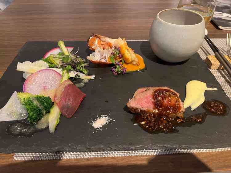 料理も地産地消にこだわっていてとてもおいしかったです。