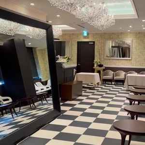 どの部屋もシャンデリアやデザインがオシャレでした。