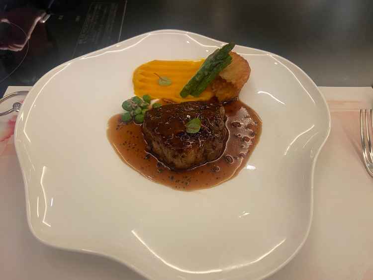 試食のメイン料理はとても美味しかった。