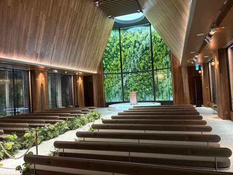 ゲスト側から見たチャペル