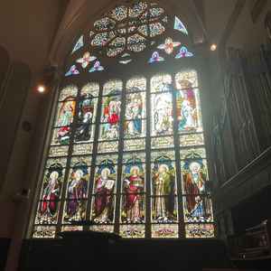 ステンドグラスのアップ（午前中撮影）