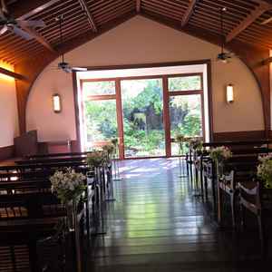 式場です。自然な雰囲気が理想だったので、私たちの希望とマッチしていました。