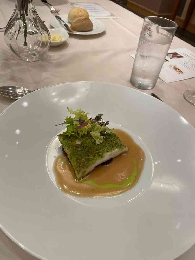 お魚の味もしっかりありながら、ソースとも合っていて、大変美味しかだったです。