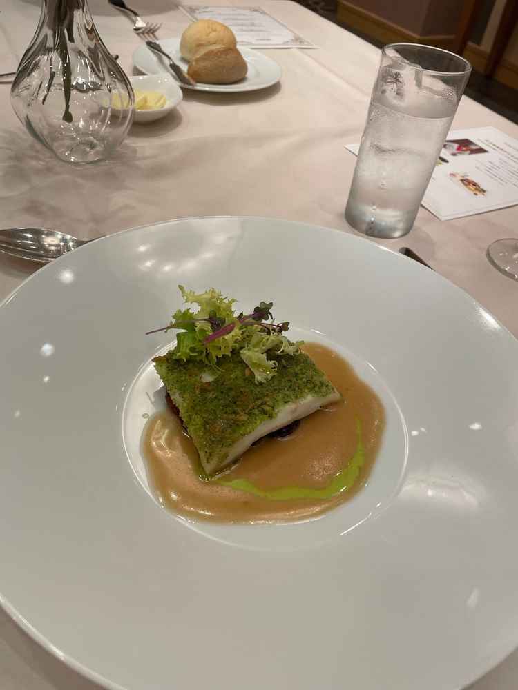 お魚の味もしっかりありながら、ソースとも合っていて、大変美味しかだったです。