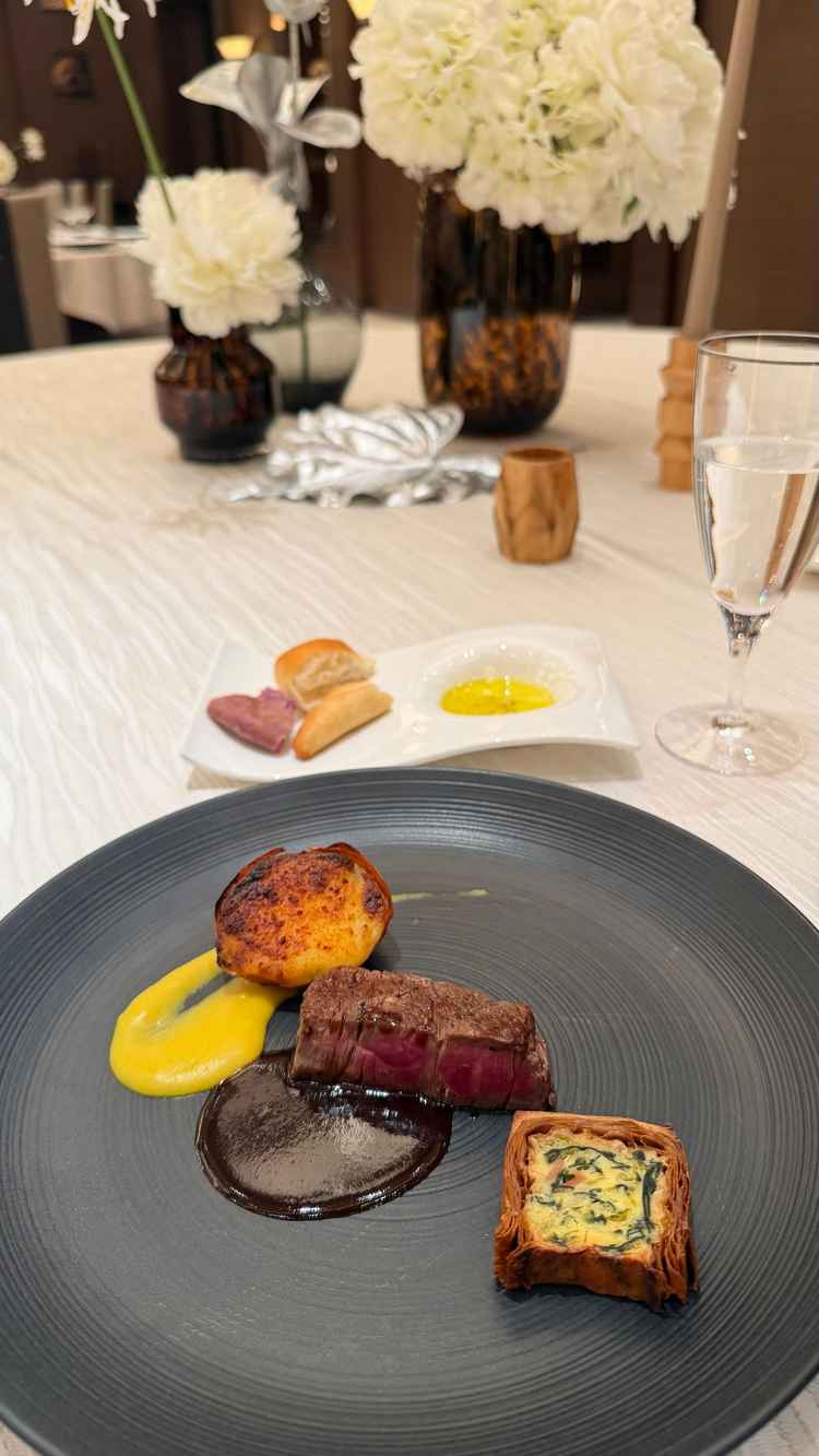 16,000円コースでゲストと同じ料理。大変美味しく惹かれました。
