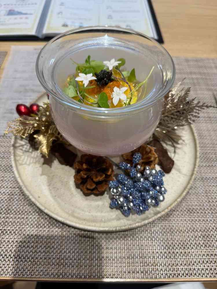 前菜カリフラワーソースが美味しい