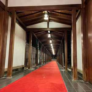 神社へ繋がる道