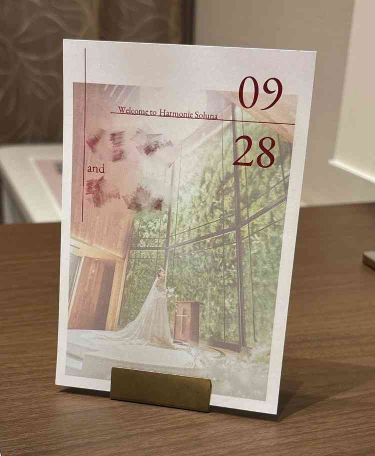 案内された席にこちらが飾ってあり、素敵でした