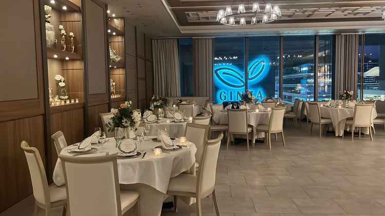 銀座の景観が見れて、銀座で結婚式をしたという感じが得られそう！